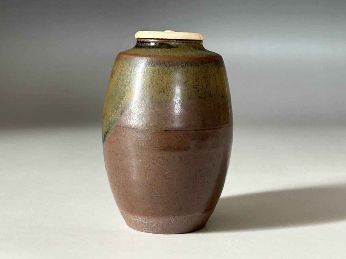 ＜お値下げ中＞市野信水 丹波茶入 「祥雲」 表千家十三代 而妙斎花押　e960 市野信水 丹波茶入「閑座」 | 表千家十三代 即中斎 花押 h853 【公式通販】