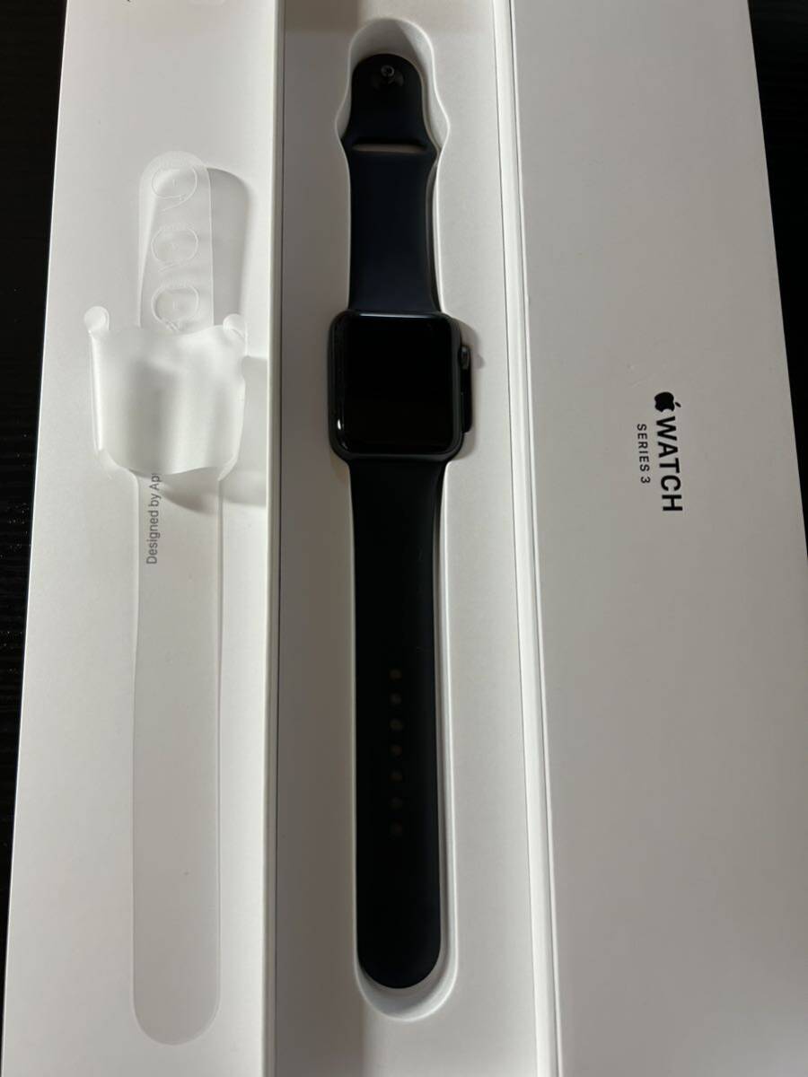 Apple Watch Series 3 GPSモデル　ブラック　42mm_1