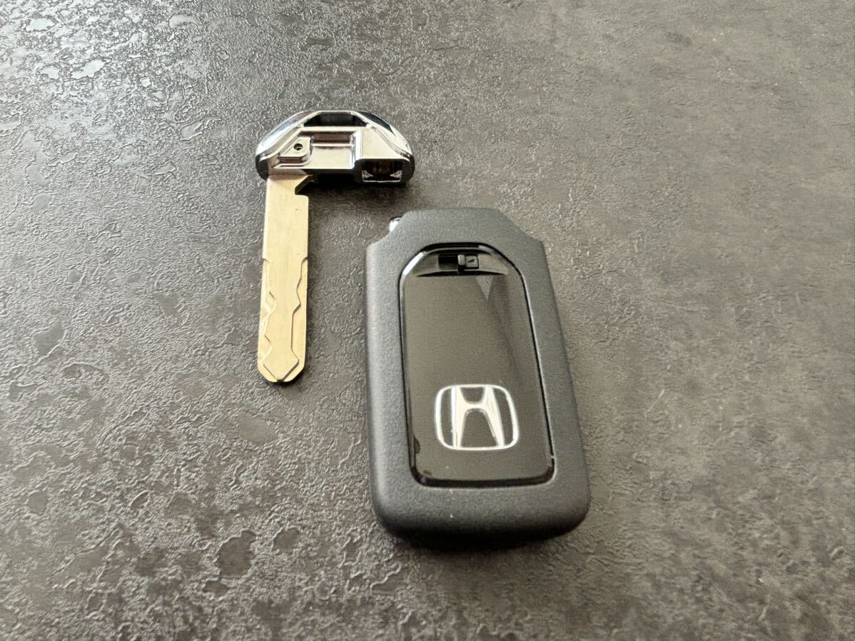 ホンダ 純正 スマートキー 4ボタン TAA-J11 フリード GB5 GB7 両側パワースライドドア オデッセイ RC1.2 ステップワゴン RP3.4 キーレス_4