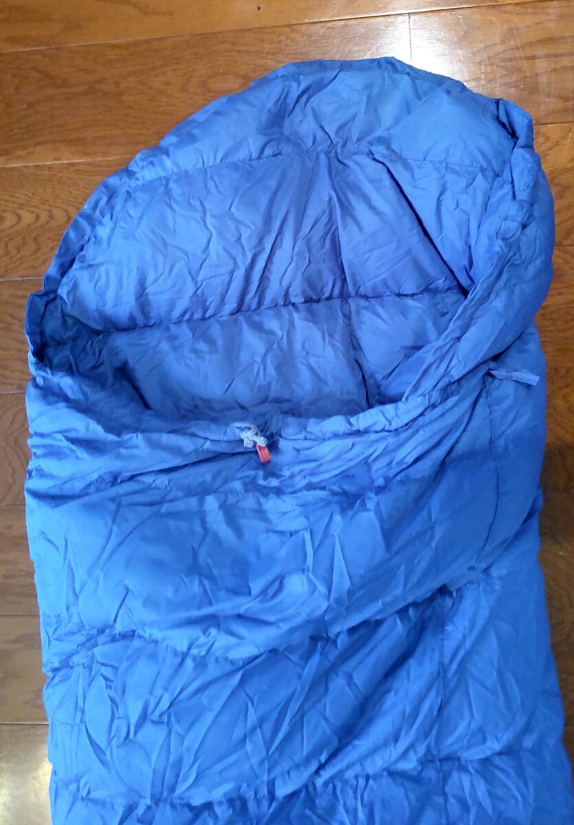 英国製BLACKS Quality Product Summit　寝袋　ブルー　シーツ付き_4