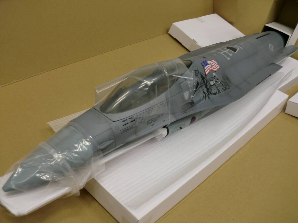 ☆☆☆　 レア希少 新品 1/18 BBI Elite force F-16C Fighting Falcon "Operation Enduring Freedom 2001" 　 ☆☆☆_9