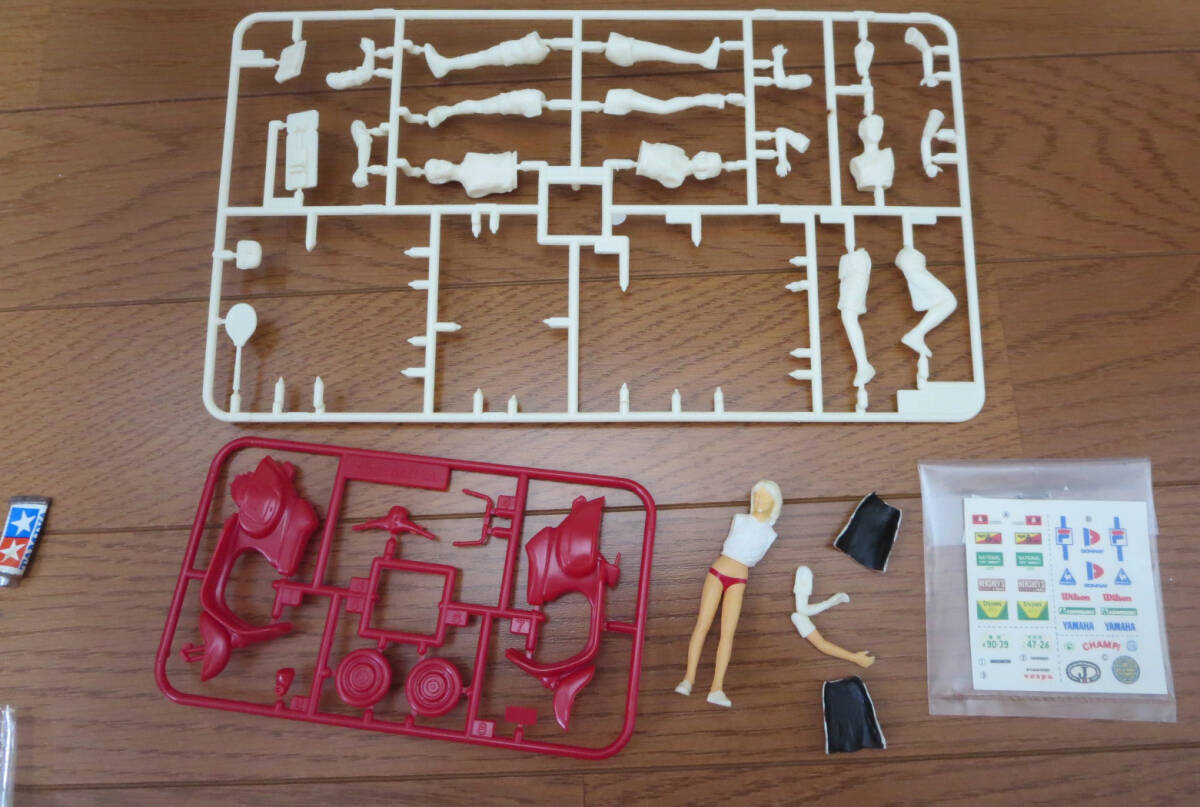 タミヤ 1/24 キャンパス・フレンズセット / CAMPUS FRIENDS SET 【一部欠品、塗装、ランナー切り離し済み】_4