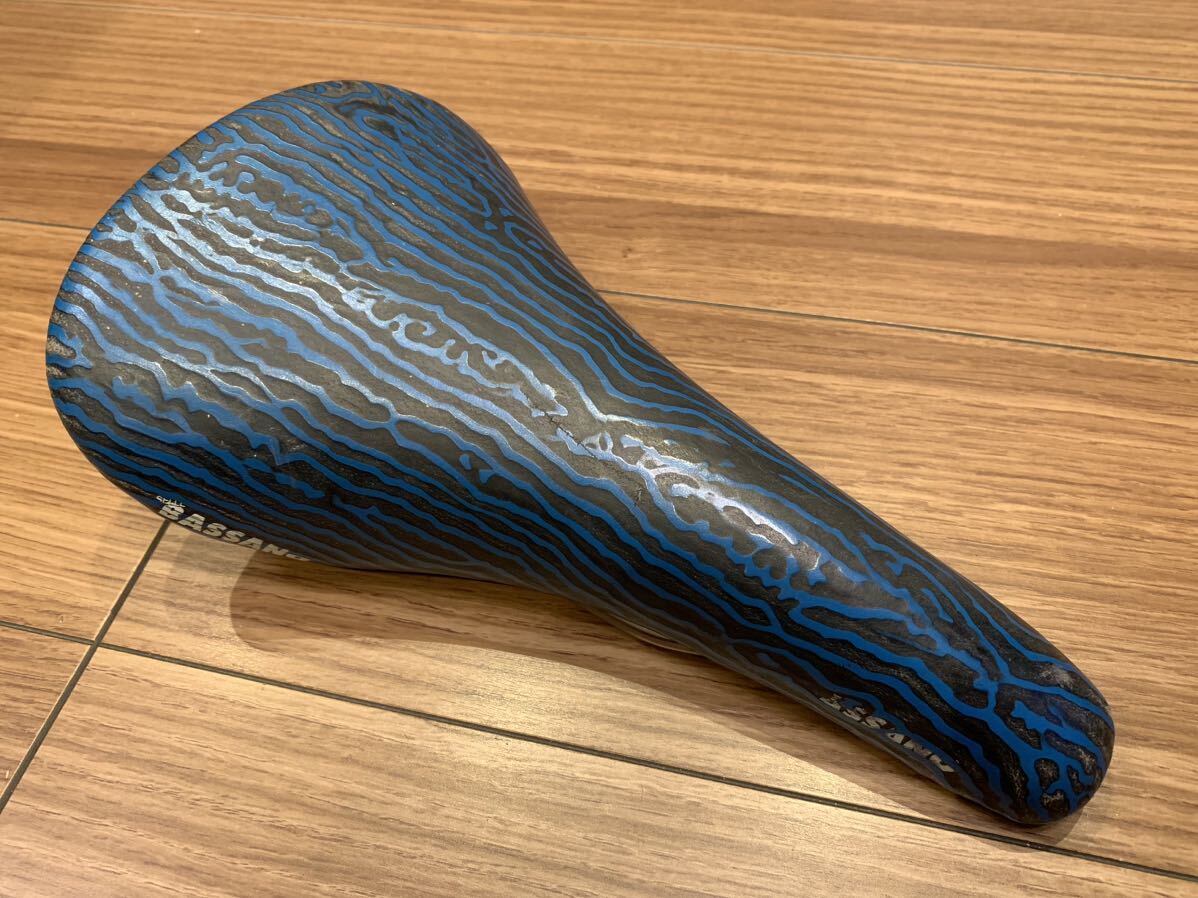 COLNAGO Vuelta Bassano サドル COLNAGO Vuelta Bassano サドル COLNAGO Vuelta Bassano サドル Selle
