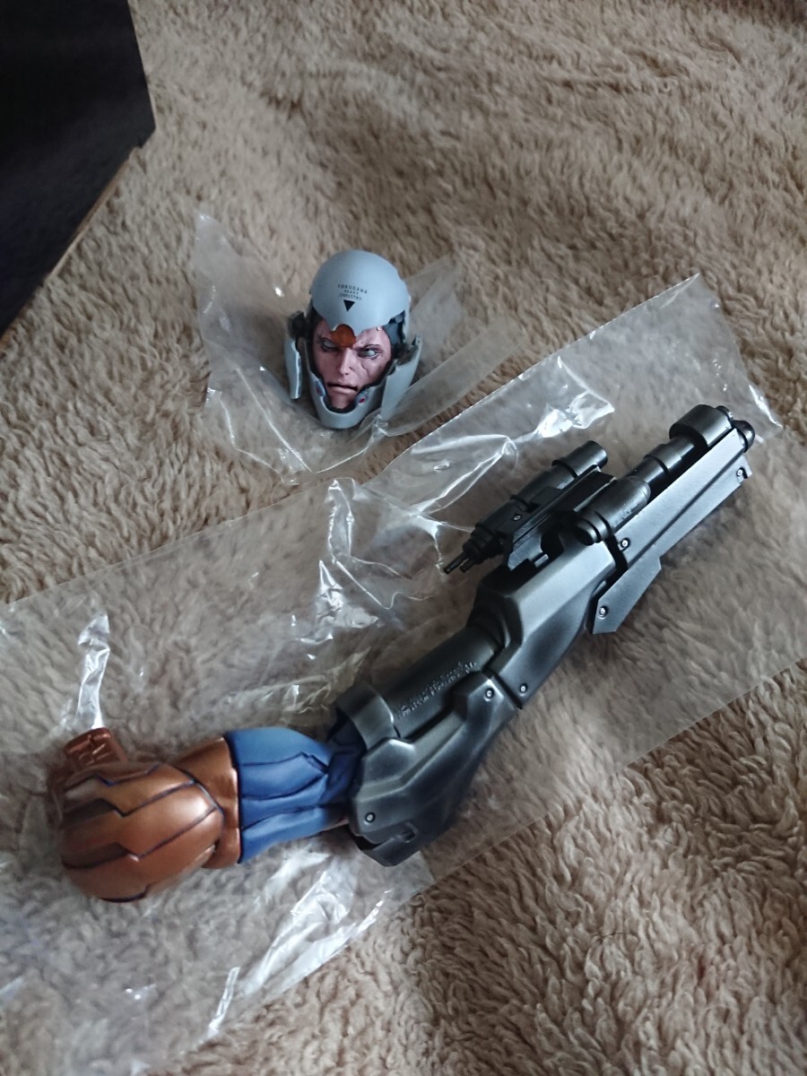 【中古美品】サイボーグ忍者　メタルギアソリッド　　1/6　スタチュー　メタルギア_7