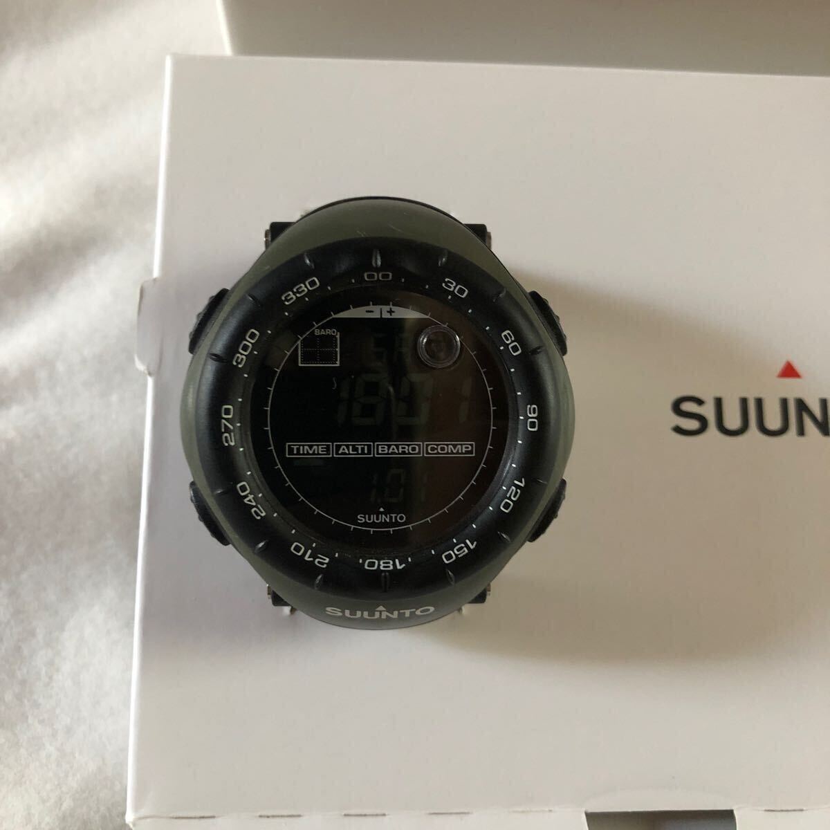 SUUNTO VECTOR デジタルウォッチ スント ベクター ミリタリーグリーン 