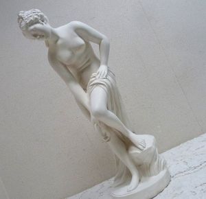 像 ヴィーナスの値段と価格推移は？｜66件の売買データから像