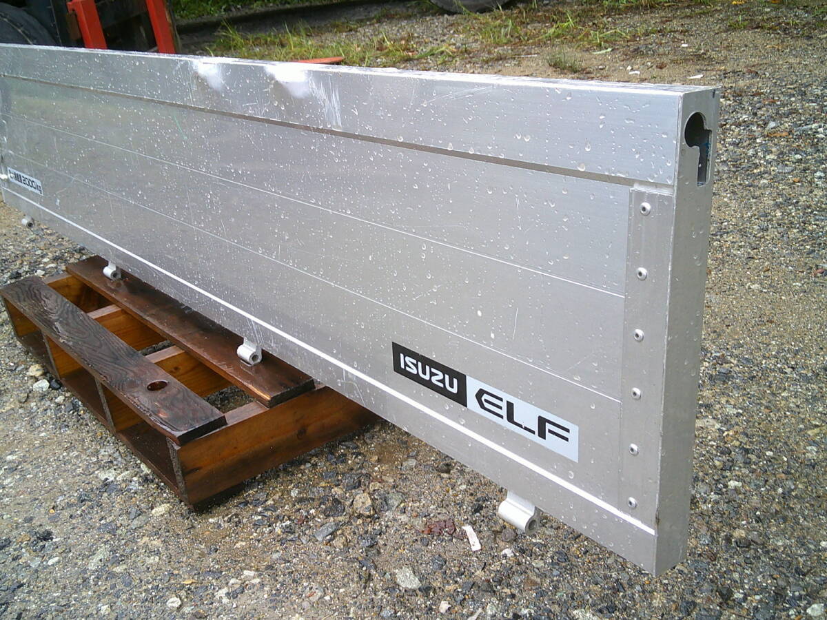 いすゞ ELF トラック用外装部品 約160cm 荷台煽り 架装｜ISUZUトラック