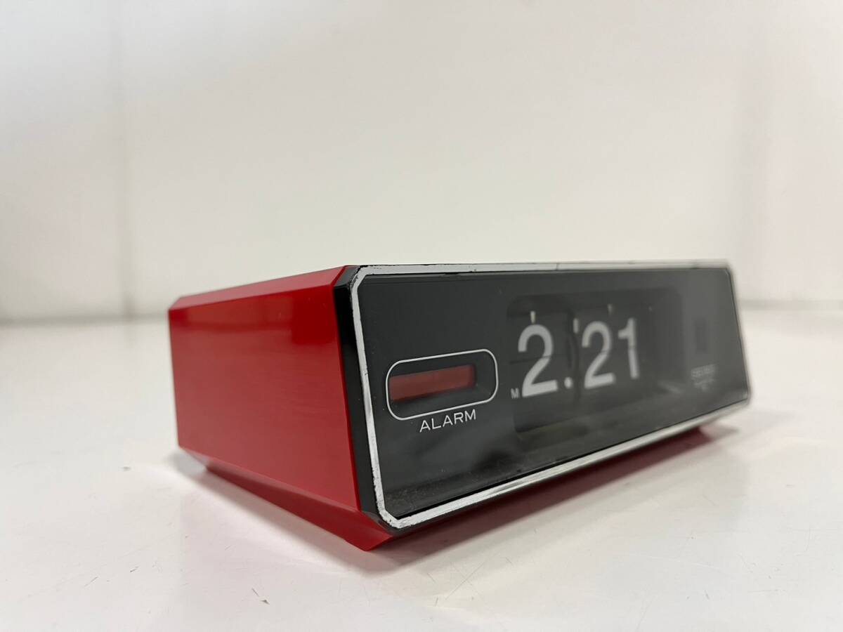 271 SEIKO セイコー パタパタ時計 QN-401T 置時計 目覚まし時計 QUARTZ