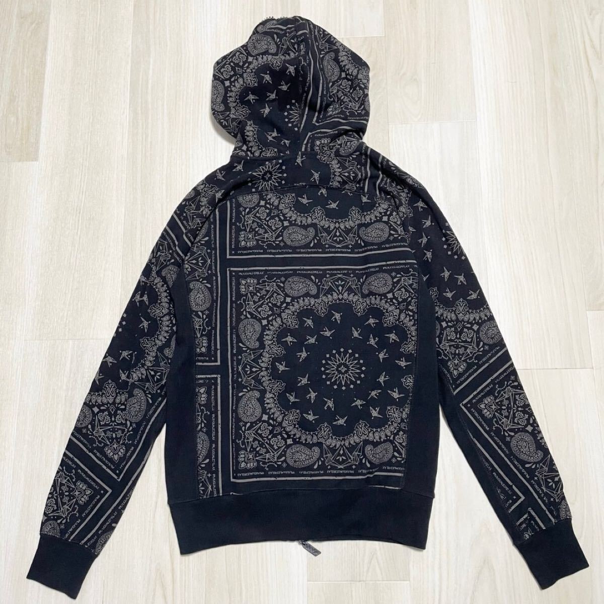 1piu1uguale3 RELAX【ペイズリー柄 美品】セットアップ ジャージ L M