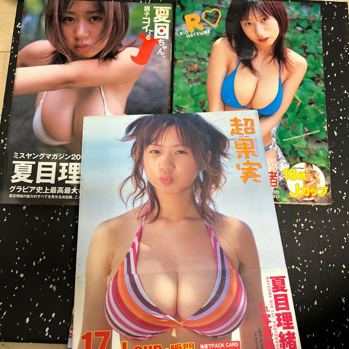 夏目理緒VHS2本写真集3冊セット_2