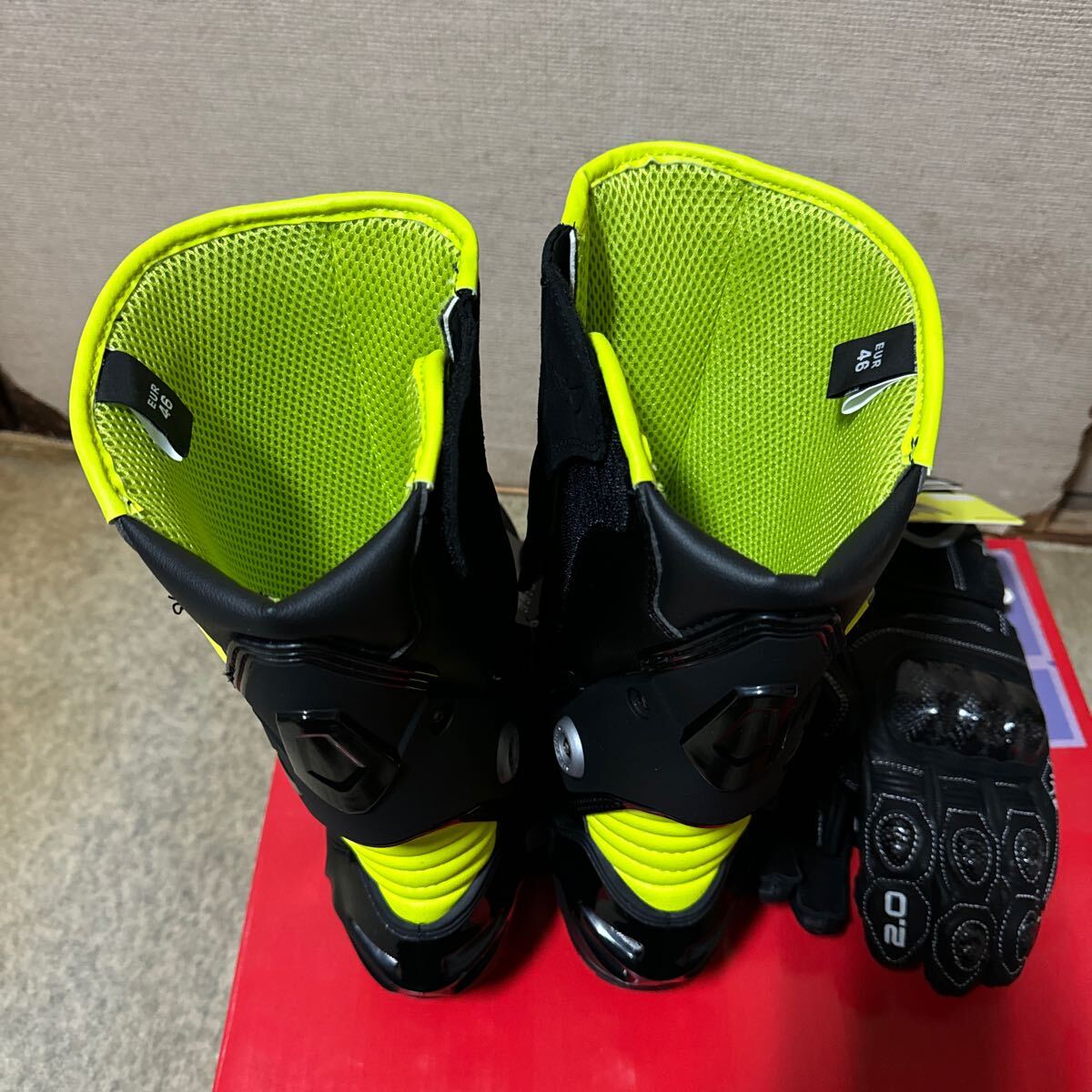 【新品まとめ売り】 BERIK レザー レーシングスーツ MFJ公認 ベリック 革ツナギ レーシングブーツ グローブ レース用 レーシンググローブ_8