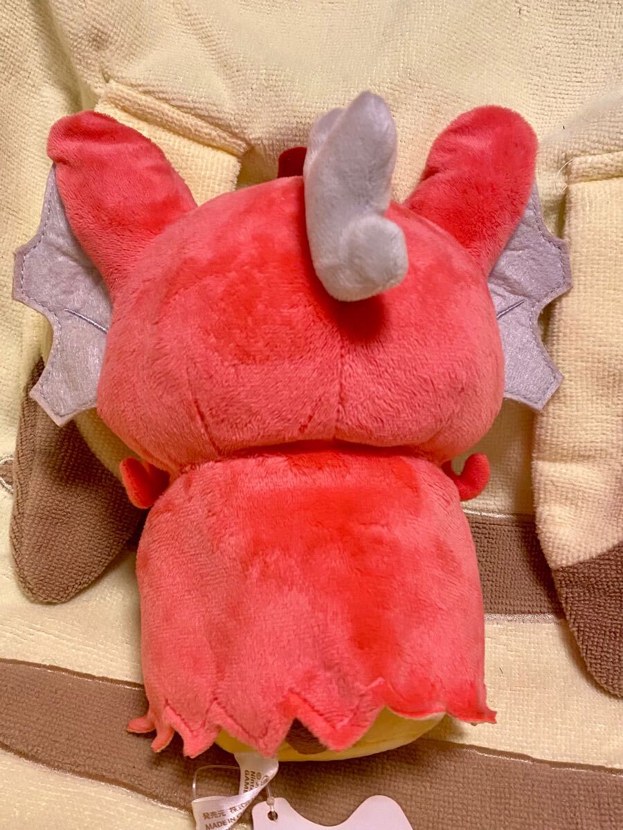 ポケモンセンター 赤いギャラドス ポンチョ ピカチュウぬいぐるみ タグ