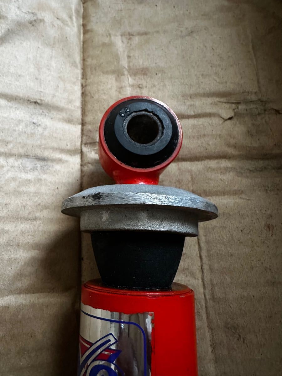 ロータスヨーロッパTC/SP リヤショックアブソーバー_4