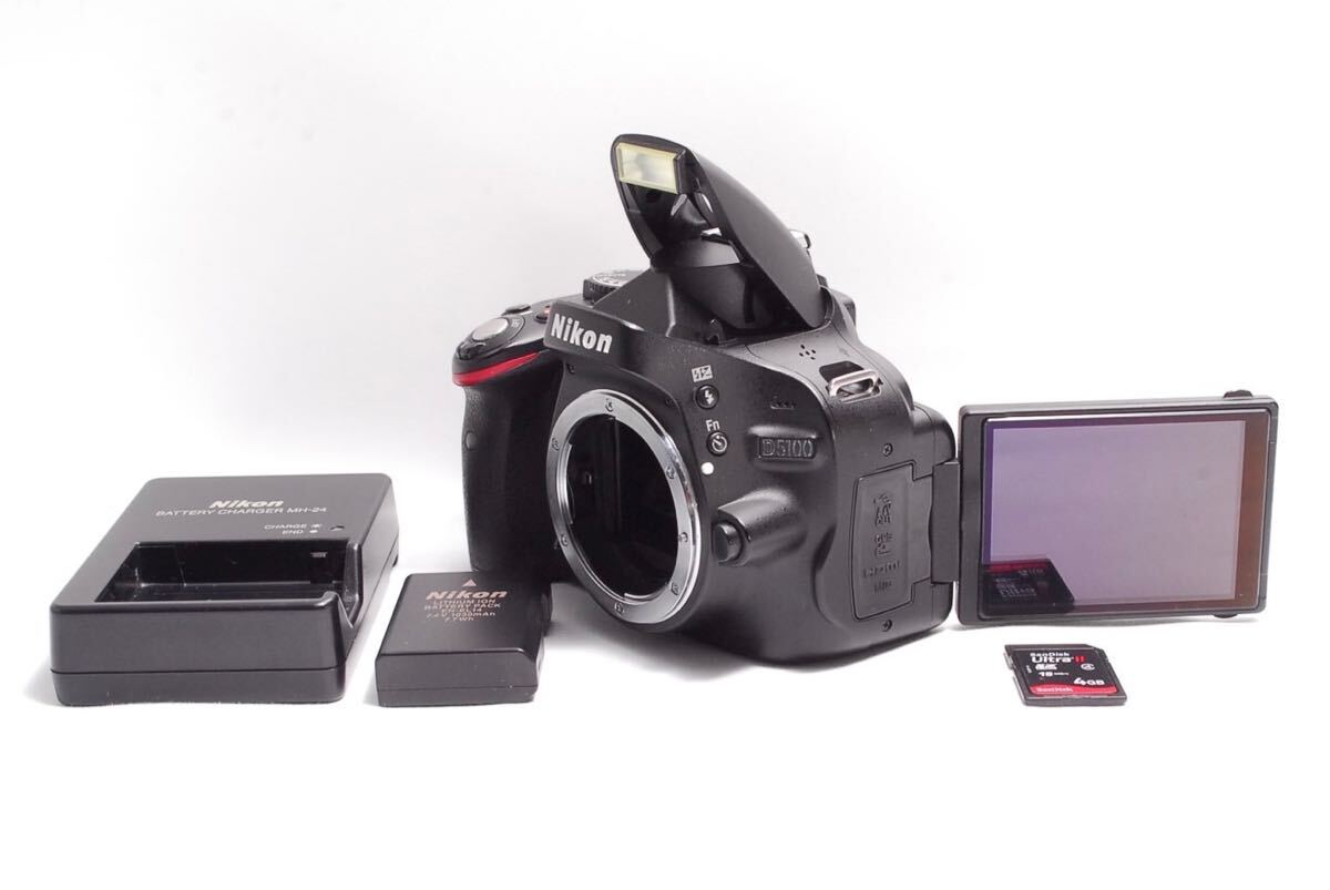 デジタル一眼レフ　Nikon D5100 ボディ（バッテリー・充電器付） 簡易動作OK】Nikon D5100 ボディ バッテリー 充電器 SDカード付属