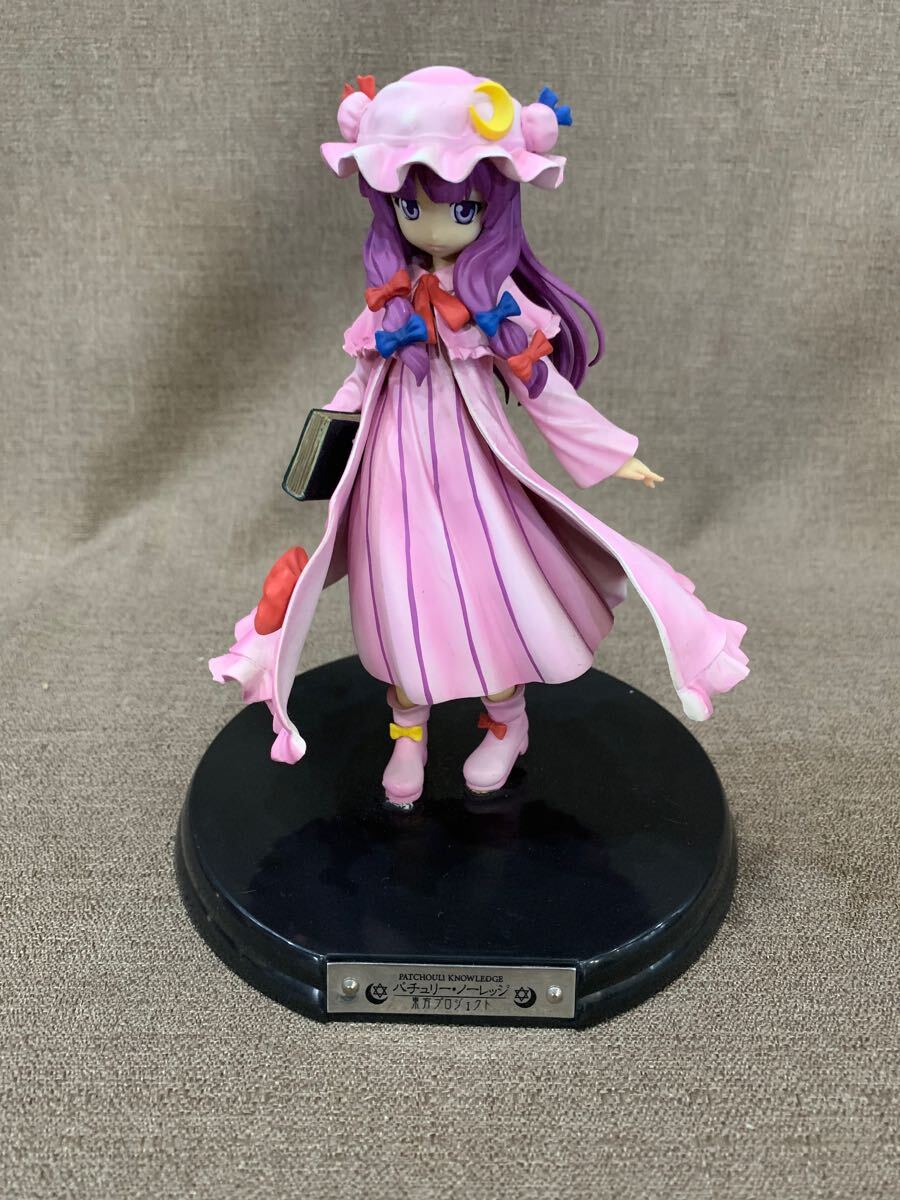 ○ 19 グリフォンエンタープライズ 動かない大図書館 パチュリー