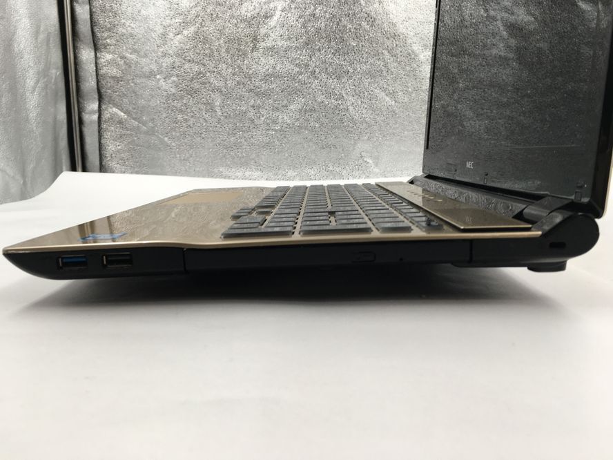 NEC/ノート/SSHD 1000GB/第6世代Core i3/メモリ4GB/WEBカメラ有/OS無