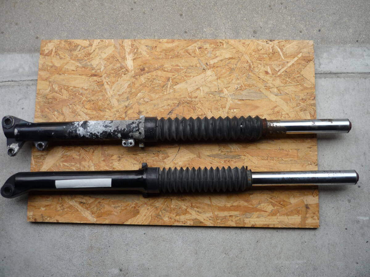 YAMAHA TW225 純正フロントフォーク　DG09J_1