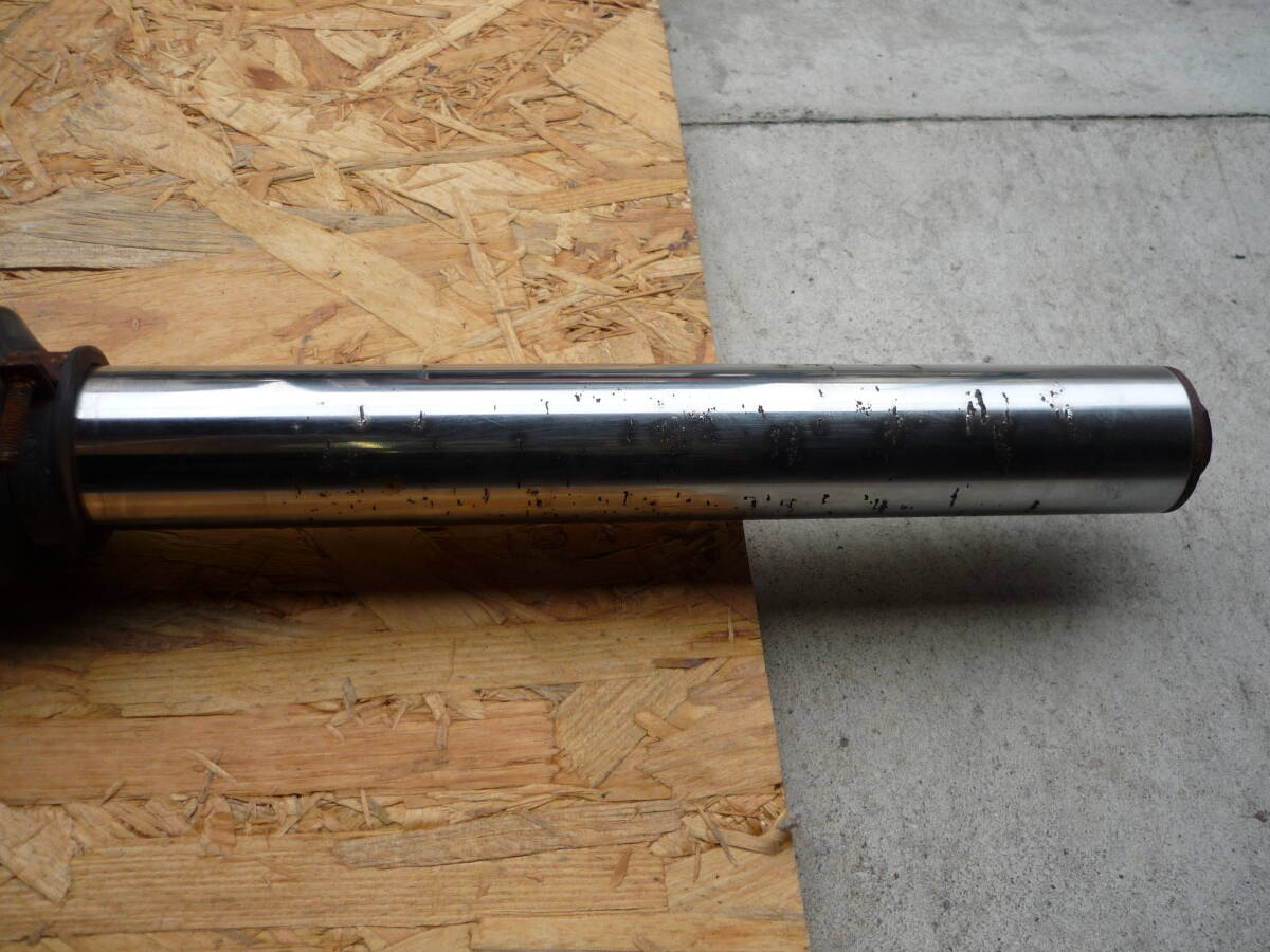 YAMAHA TW225 純正フロントフォーク　DG09J_3