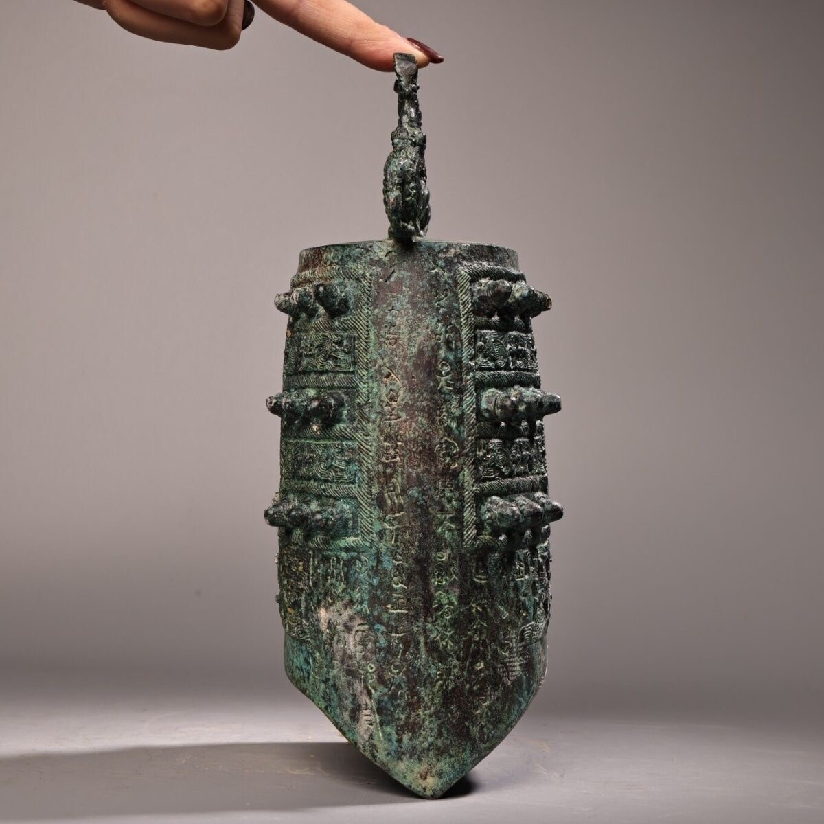 古代中国の青銅製の編鐘。 西安 弥生時代 文化遺産オンライン 伝九州 