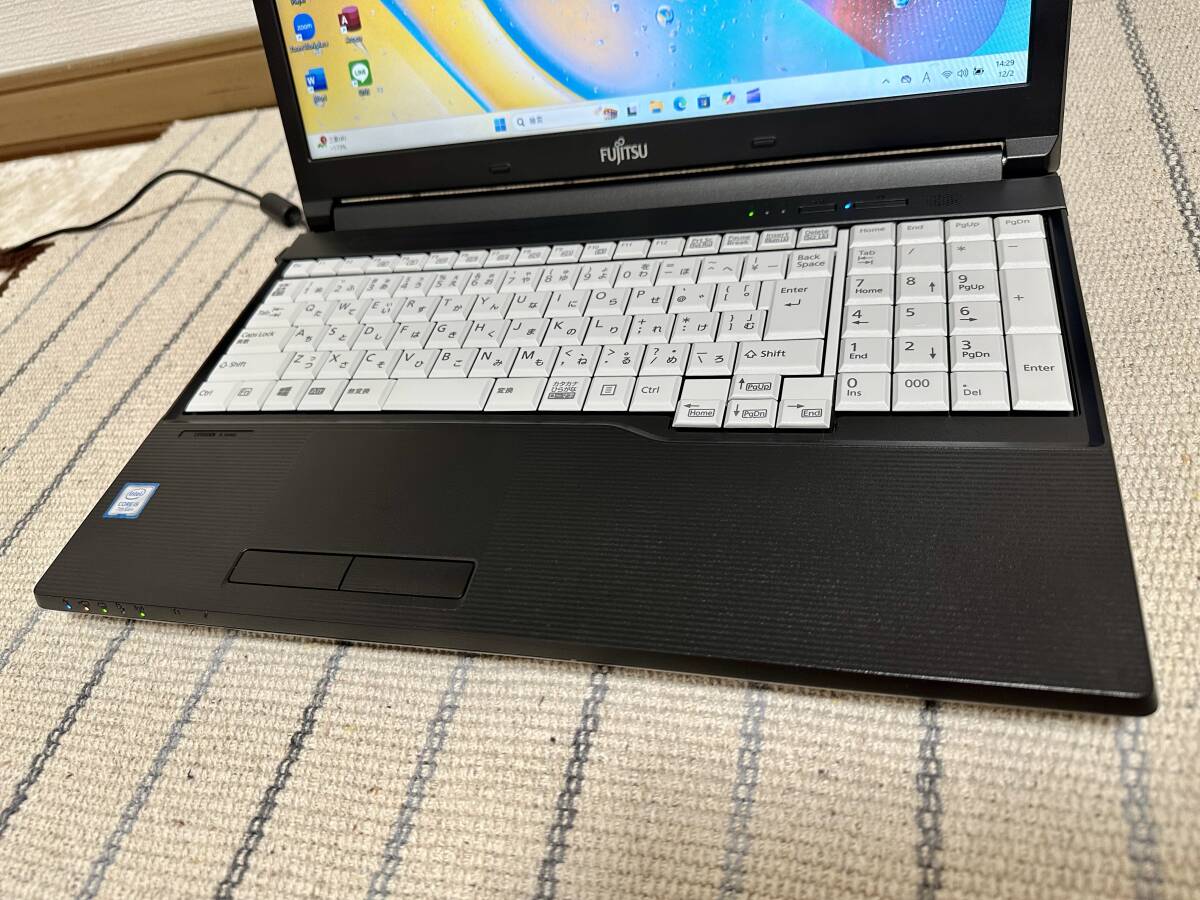 ☆美品☆ i5 7300U 8GB 新品SSD256GB DVD USB3.0 Bluetooth テンキー