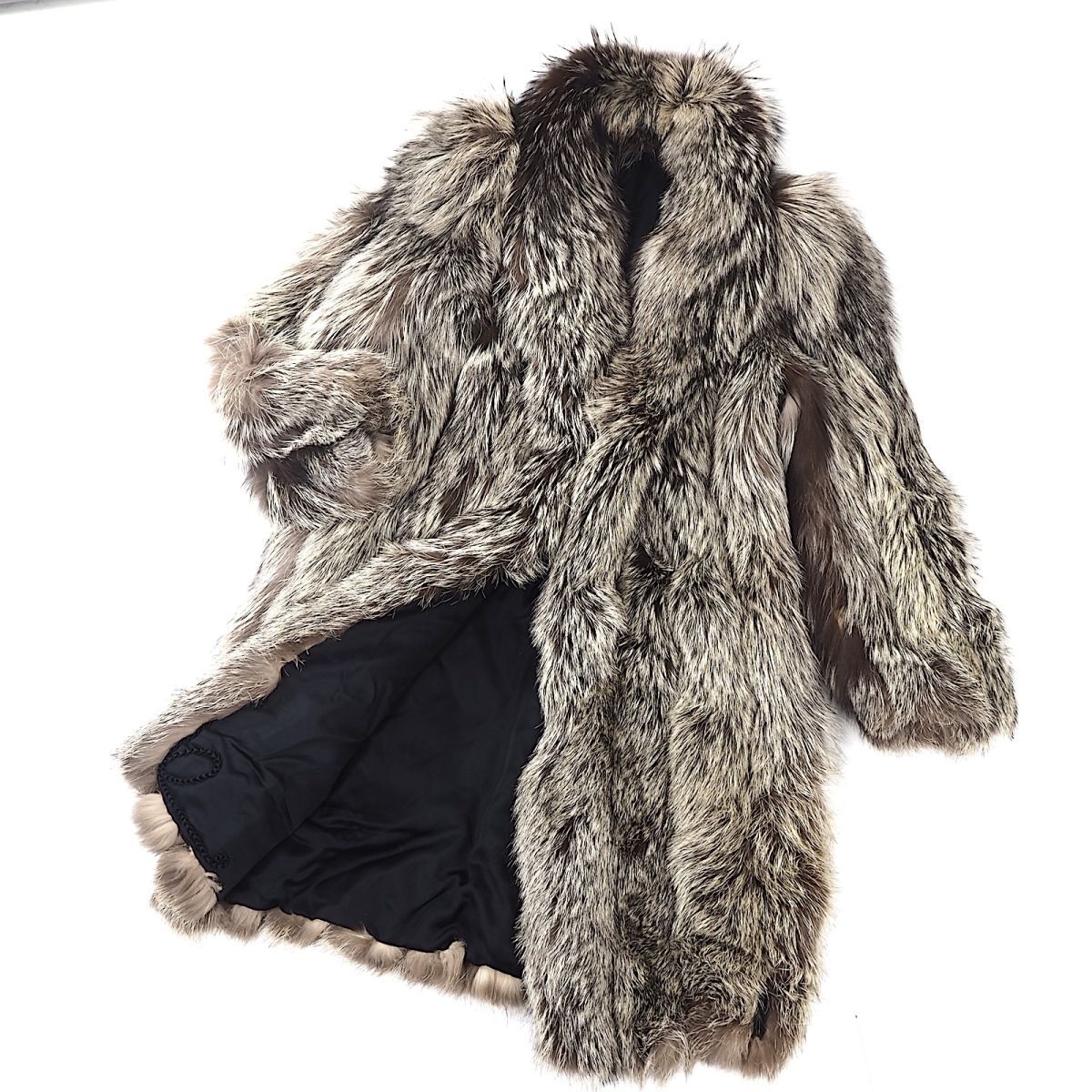 純正超特価 美品【 SAGA FOX 】高級毛皮 サガ シルバーフォックス 純正超特価 美品【 SAGA FOX 】高級毛皮 サガ シルバーフォックス