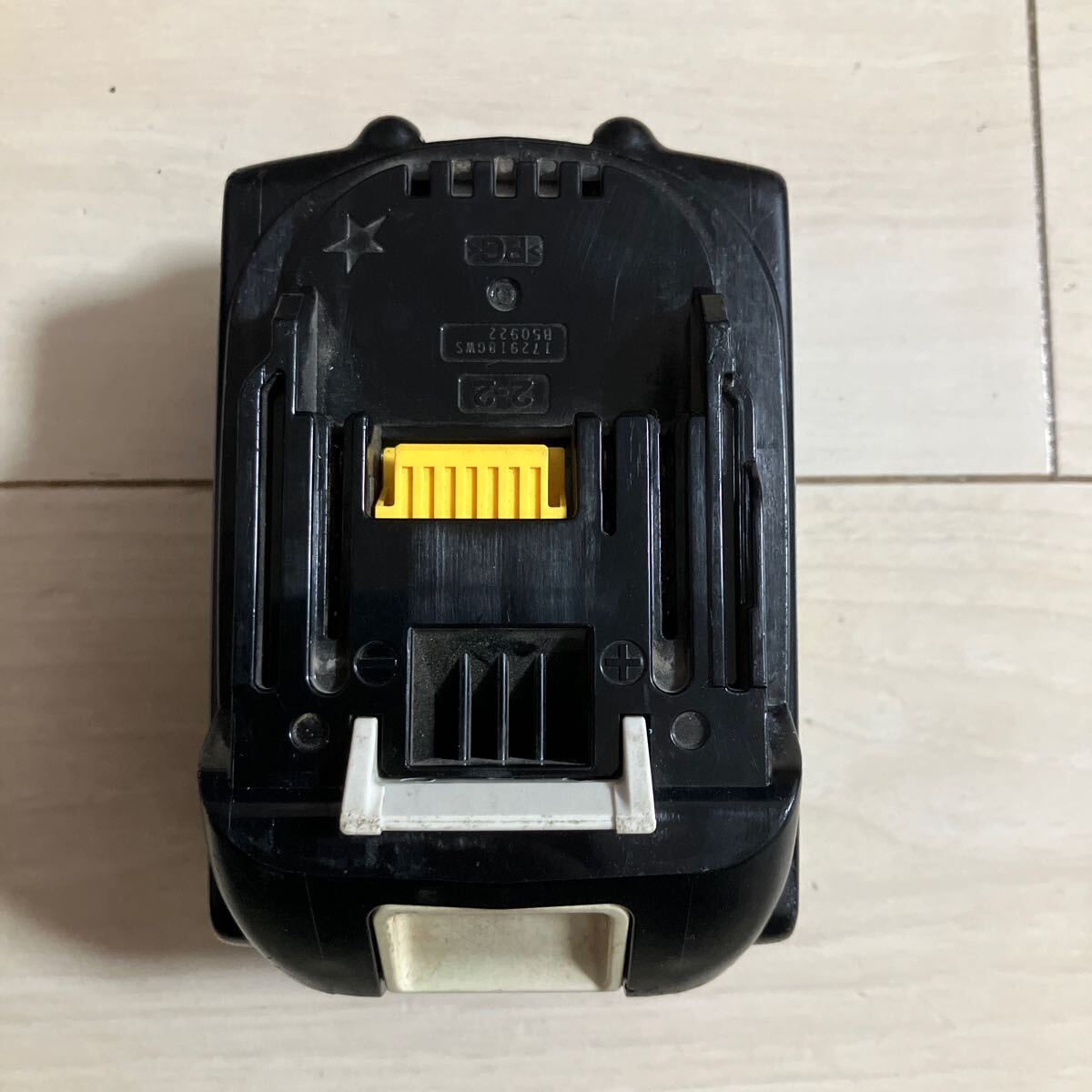 makita 18V 6.0Ah リチウム バッテリー BL1860B 動作品 蓄電池 LITHIUM