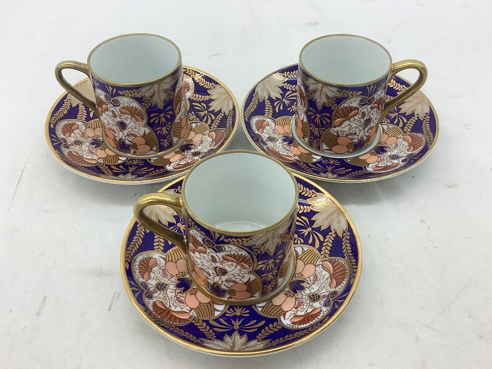 【美品】有田焼 其泉窯 色絵花唐草 ソーサー 5枚セット 賞美堂 キッチン・食器 【美品】有田焼 其泉窯 色絵花唐草 ソーサー 5枚セット