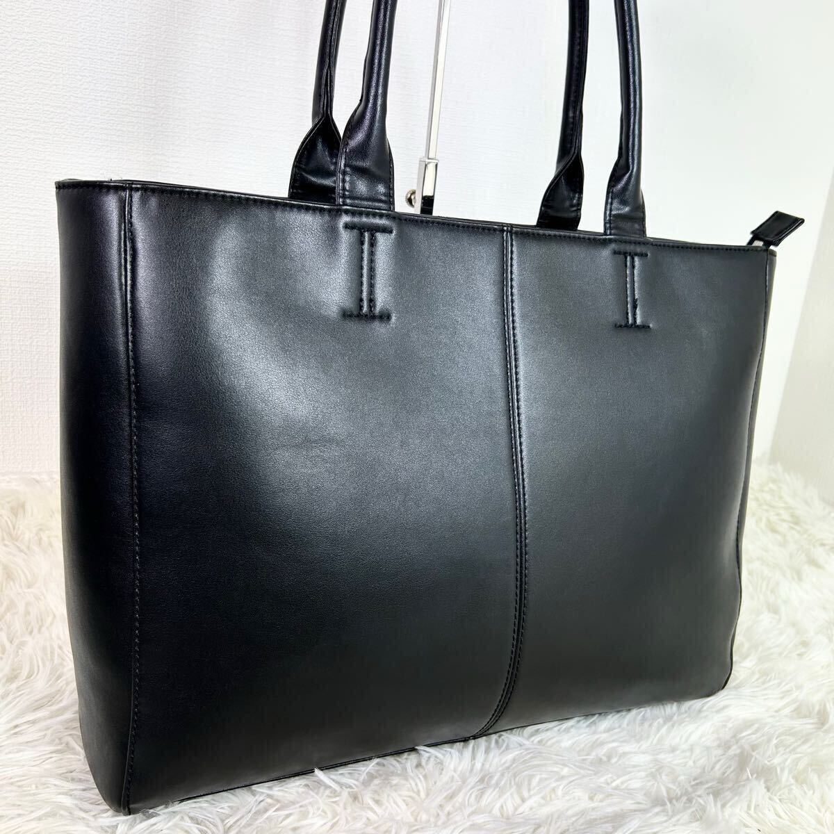 美品 SHIPS ビジネスバッグ レザー 大容量 ネイビー A4収納可 SHIPS 大