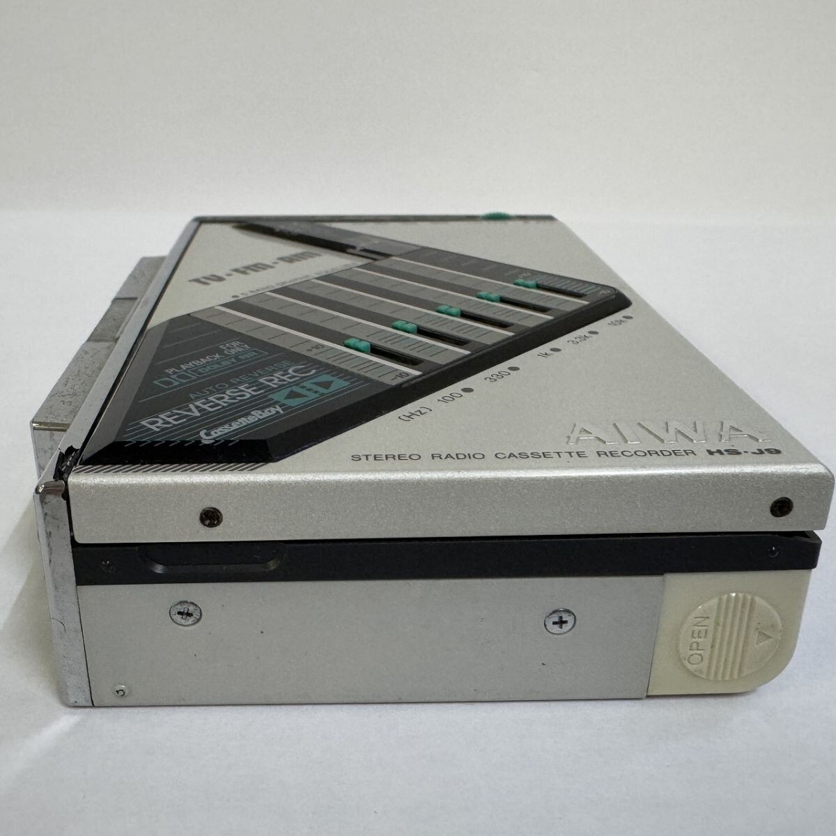 I461-I57-3390◎ AIWA アイワ TV・FM・AM 5バンド HS-J9 カセット