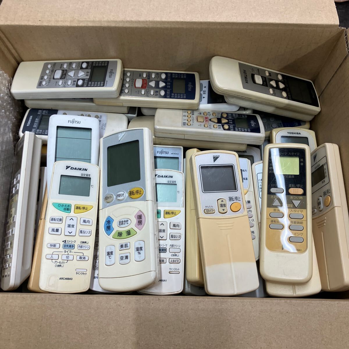 リモコン 汚れあり ジャンク品 大量まとめ売り エアコンリモコン 約80