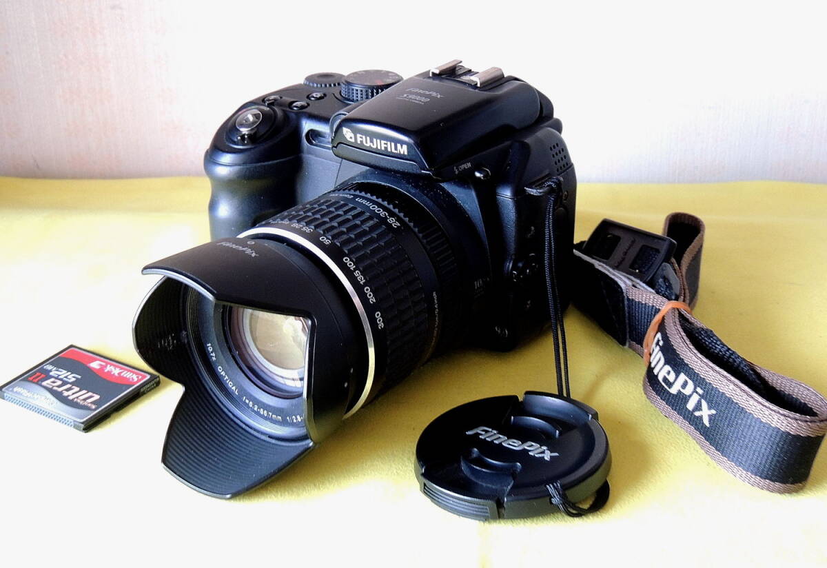 Yahoo!オークション FinePix S9000 -「finepix s9000」の落札相場 