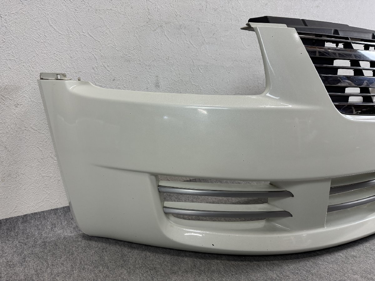 割れ無 M35 ステージア アクシス オーテック 純正 フロントバンパー グリル QX1 ホワイトパール 62022 1A328 (M4525) ステージア M35 アクシス マークレス 2002年発売 クルマのあゆみ