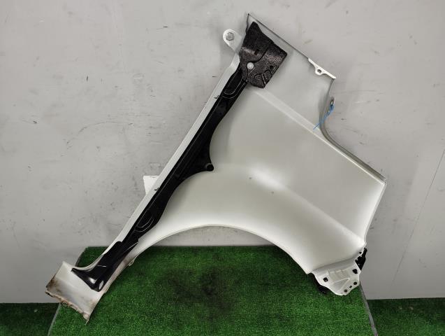 Ｎ－ＢＯＸ 左Fフェンダー G 4WD NH875P 60261-TTA-000ZZ