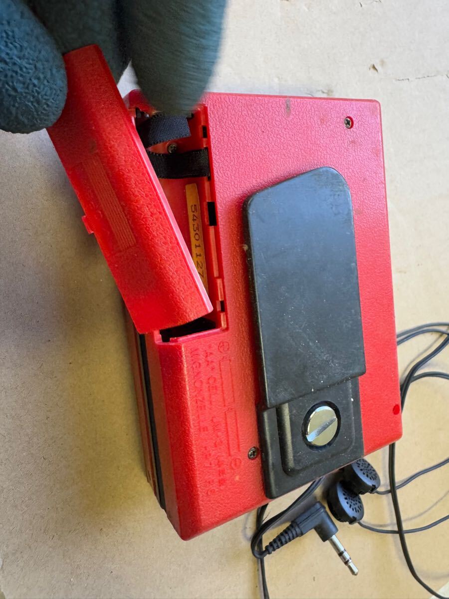 ◇SANYO サンヨー ポータブルカセットプレーヤー MR-JJ4Sレッド 動作