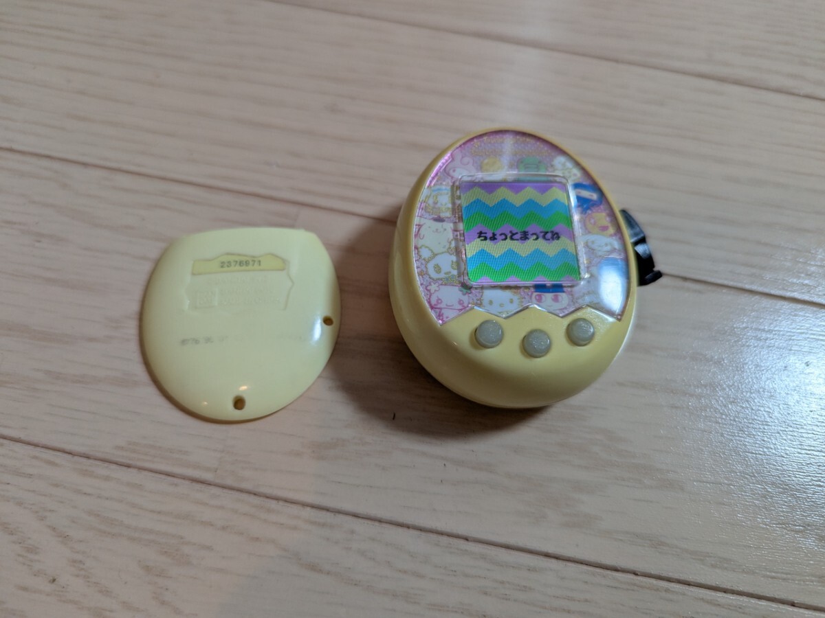 Tamagotchi m!x たまごっちみくす サンリオキャラクターズ m!x ver