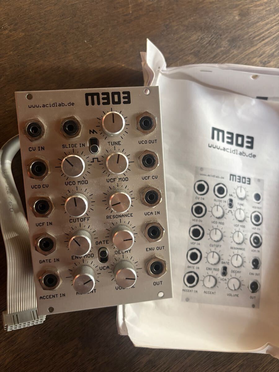 Acidlab M303 モジュラーシンセ 【公式通販】