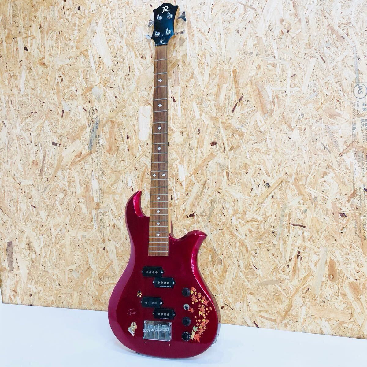 ギター B.C.Rich レッド