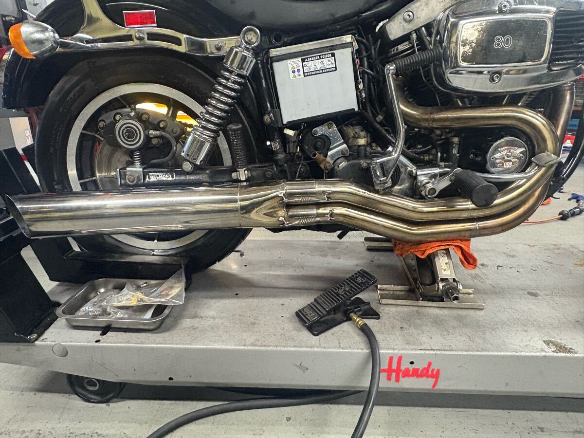 ハーレー ショベルヘッド 80年 FXS ローライダー 社外マフラー 4速