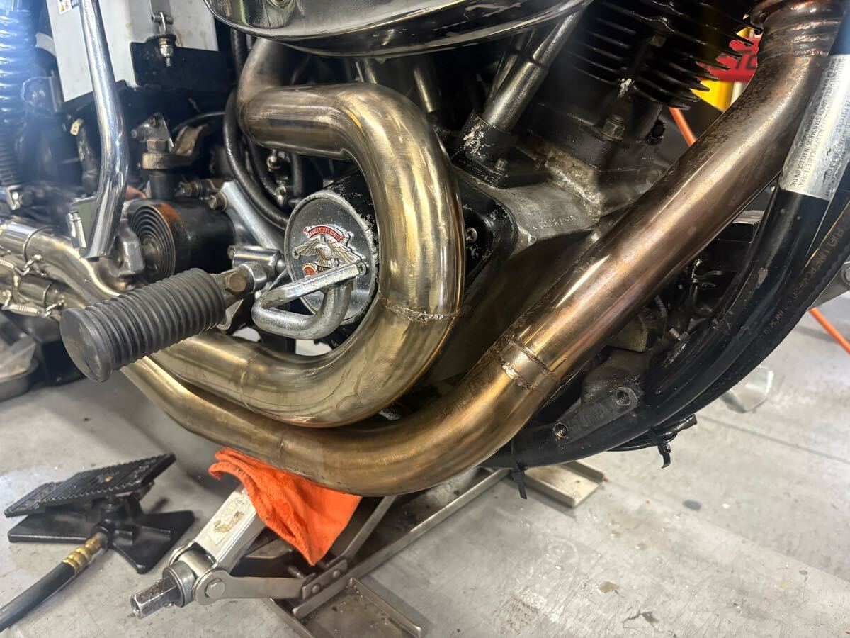 ハーレー ショベルヘッド 80年 FXS ローライダー 社外マフラー 4速