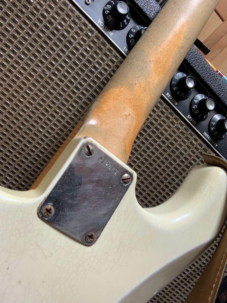 Fender Stratocaster custom shop 1961ボディ。61年製ネック_2