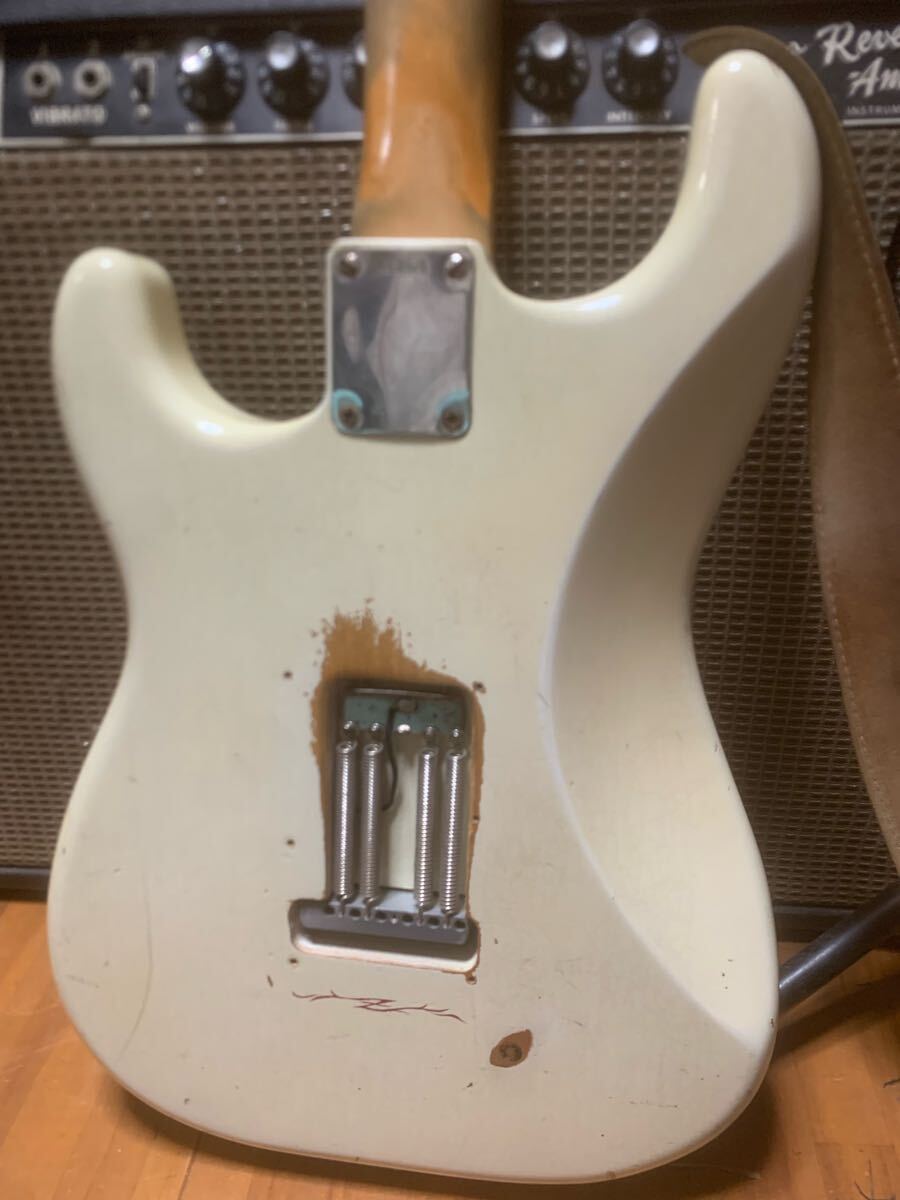 Fender Stratocaster custom shop 1961ボディ。61年製ネック_3