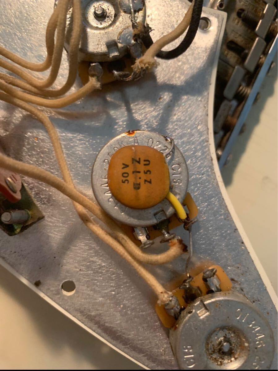 Fender Stratocaster custom shop 1961ボディ。61年製ネック_6