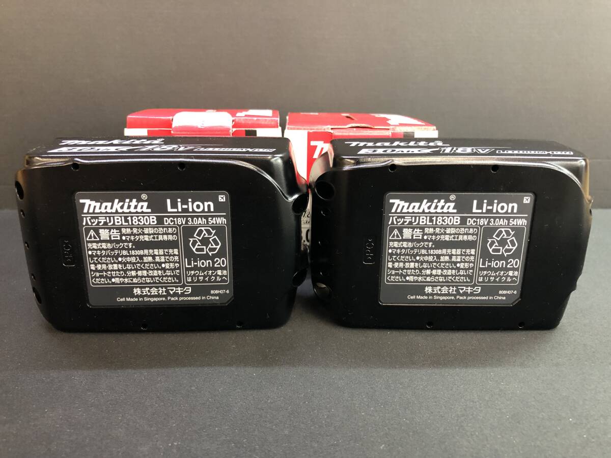 □【未使用】マキタ リチウムイオンバッテリ BL1830B ２個セット 18V_5