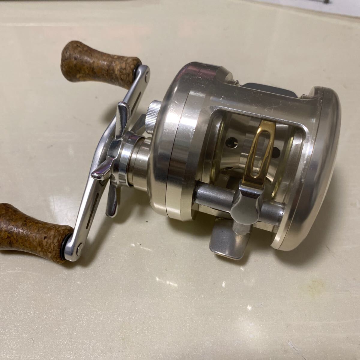 ダイワ　ミリオネア　CV-Z 205 ウッドハンドル付　_2