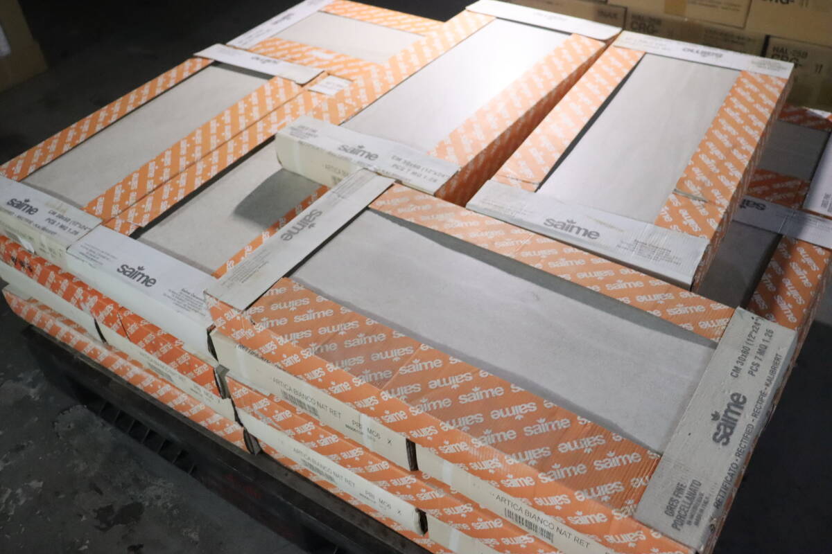 P4243【大阪引渡】◆SAIME/サイメ◆タイル◆セラミック◆1ケース7枚入27ケースセット◆PR1MC6◆リフォーム◆DIY_1