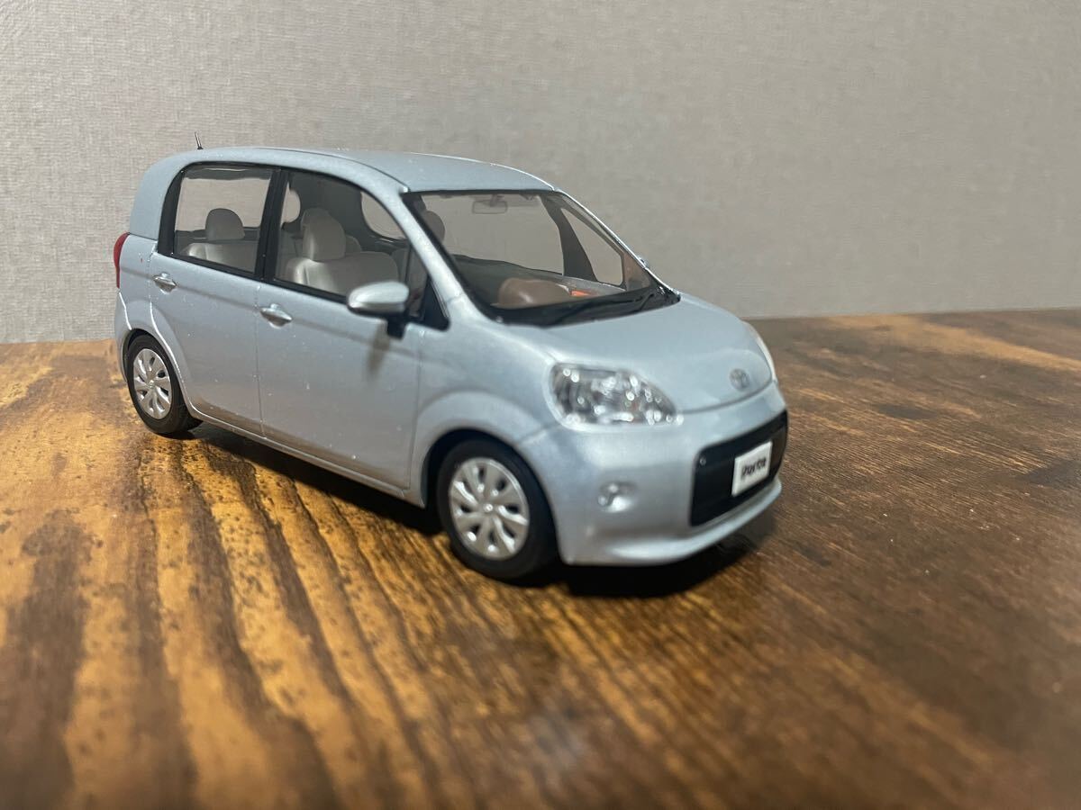 トヨタ ポルテ　8S1 ライトブルーマイカメタリック　　1/30色見本ミニカー非売品 _5