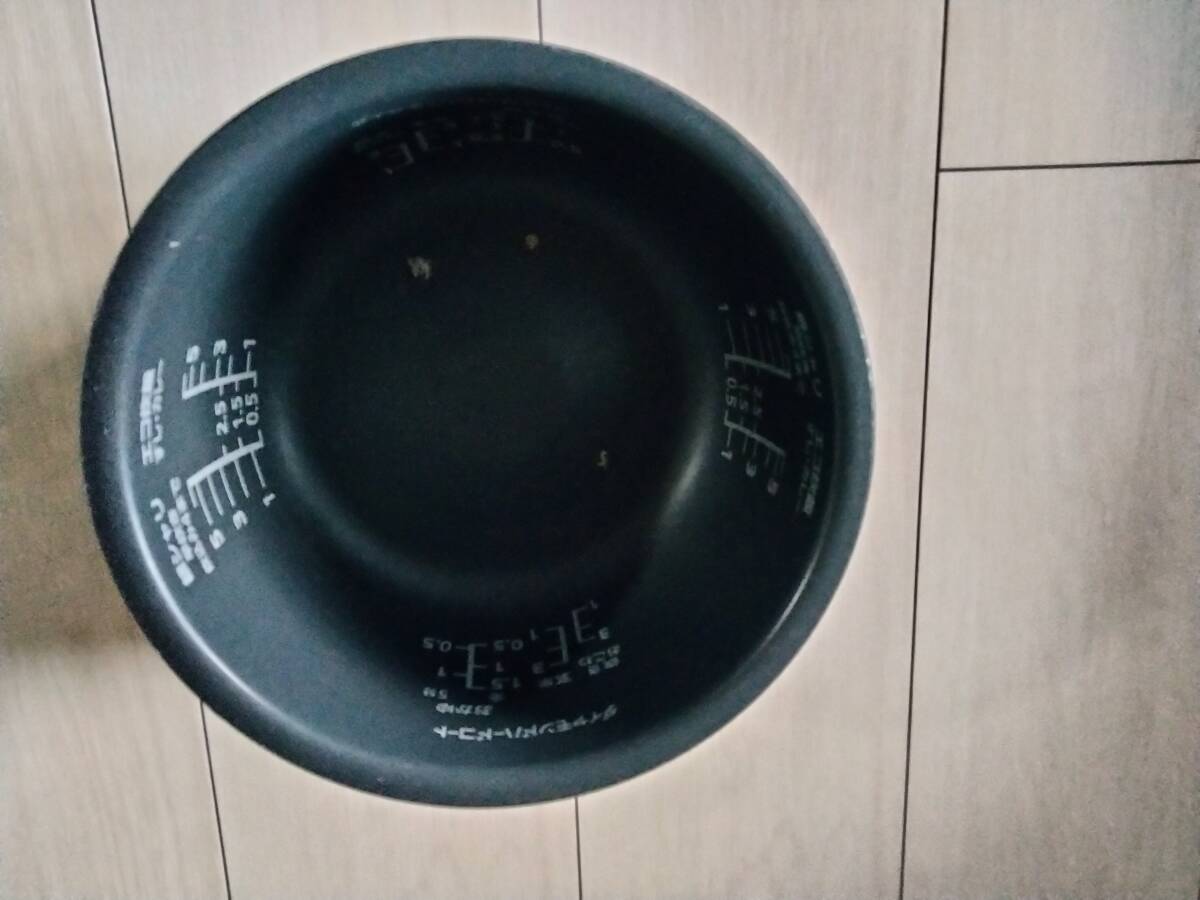 内釜/ARE50-J56 IHジャー炊飯器　パナソニック　使用品 内面剥がれアリ_4
