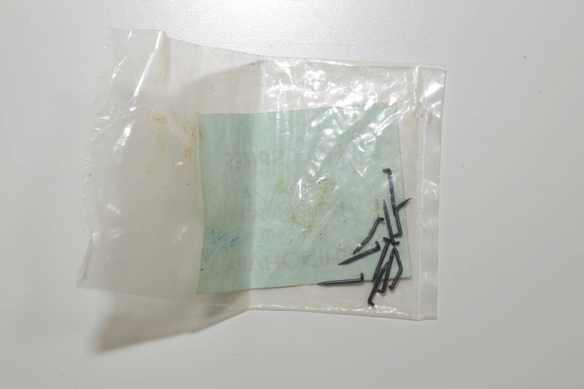 篠原模型 HO レール用 犬釘 SPIKES 10本_2