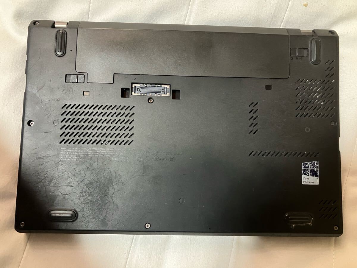 【ジャンク】レノボ Thinkpad X250 FHD 8GB 500GB 割れキズあり_7