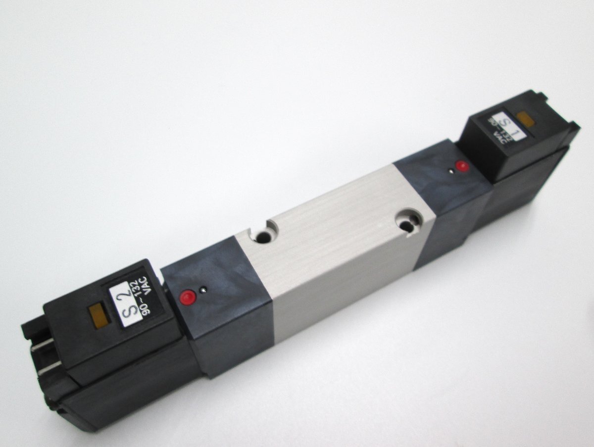 コガネイ　電磁弁 A180-4E2-PSL-3L　未使用品_3